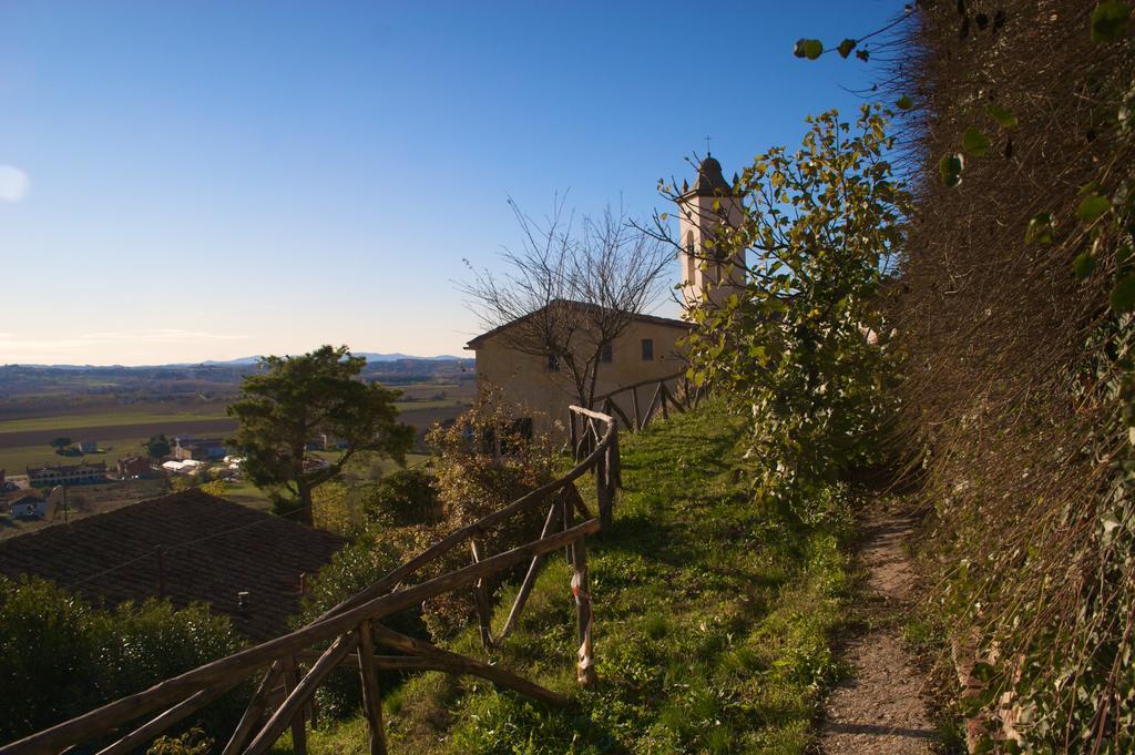 La Canonica Di Alica Palaia Bagian luar foto