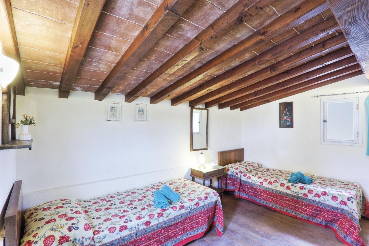 La Canonica Di Alica Palaia Bagian luar foto